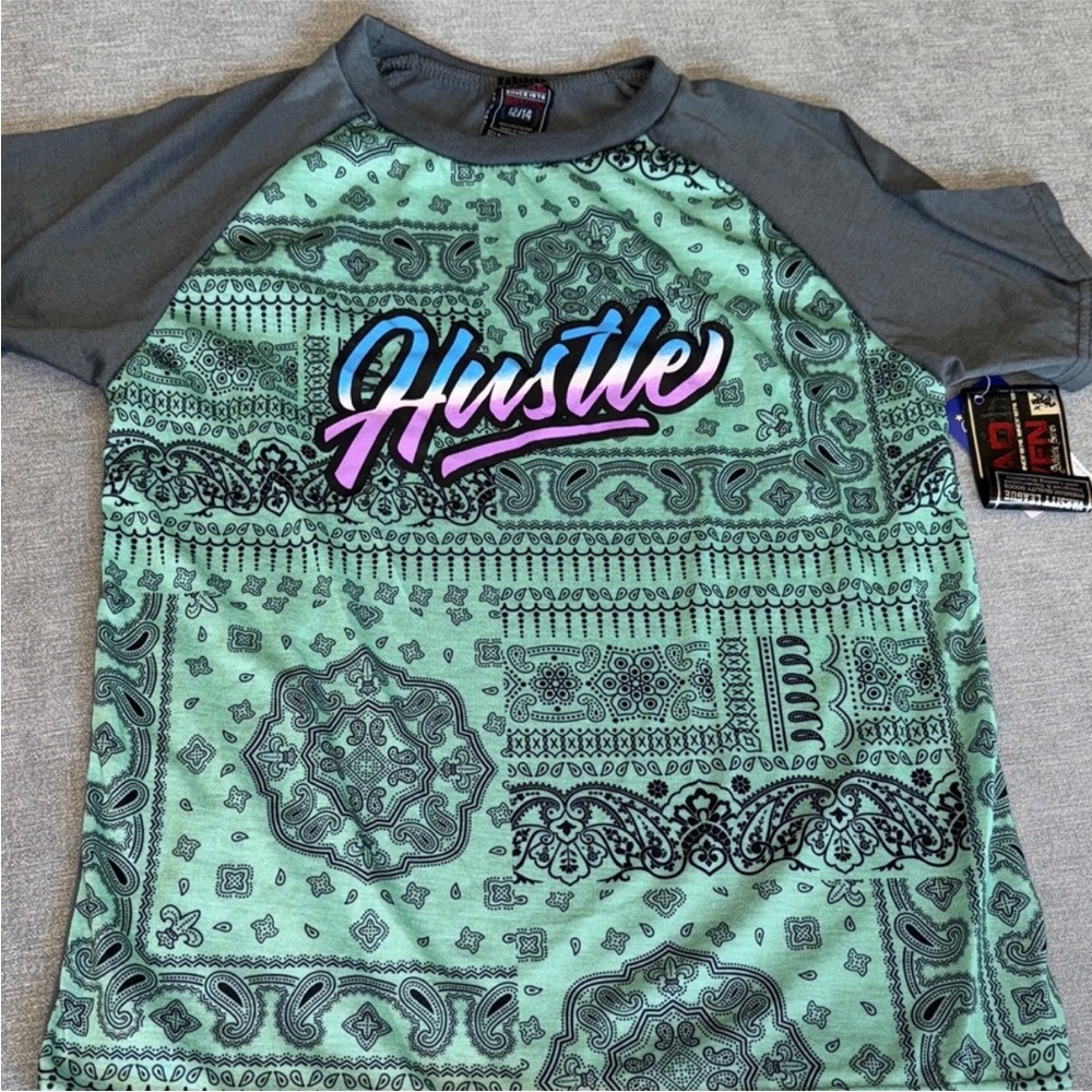 Hustler Hollywood Hustle Kids Graphic Pajama Shirt - Green and Gray Size 12-14